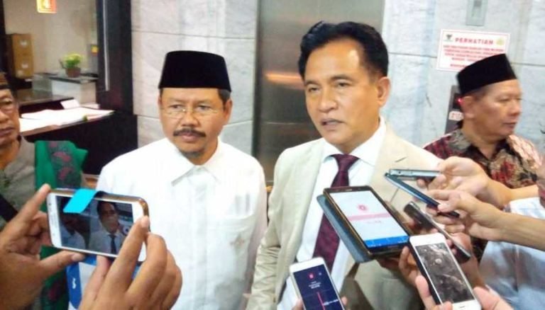 Yusril Bantah Dirinya Masuk Timses Jokowi – Ma’ruf