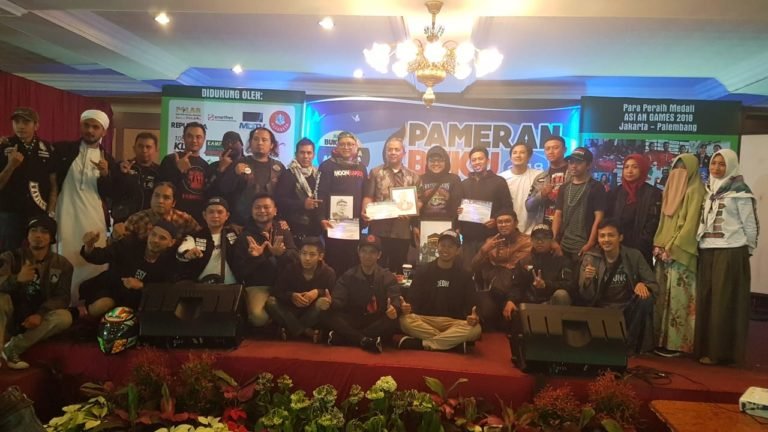 Buku Move On, Kisah Hijrah Anak-anak Muda Bandung