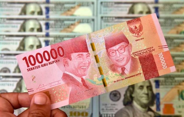 Nilai Tukar Rupiah Masih Rp 15.300 Per Dollar AS