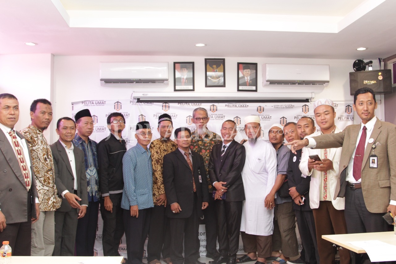 Islamic Lawyer Forum : Melarang Bendera Tauhid adalah ...