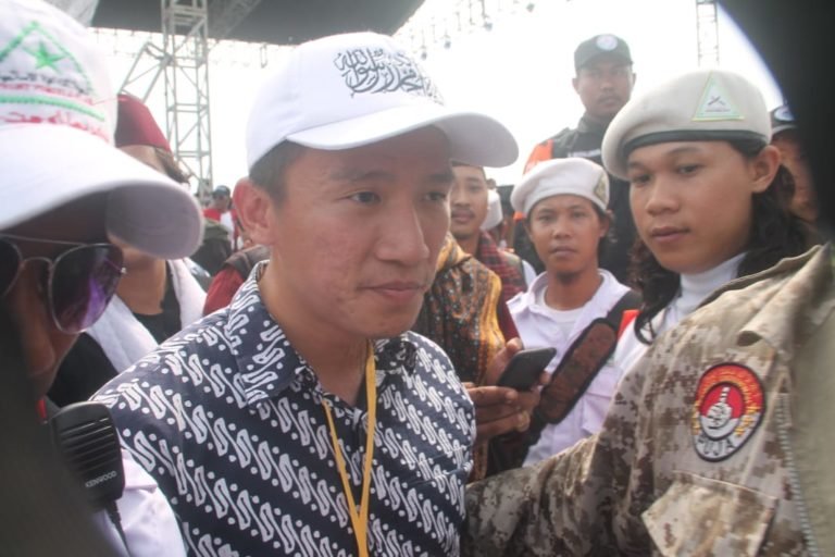Felix Siauw di Monas: Umat Islam Seperti Lebah, Jangan Diganggu