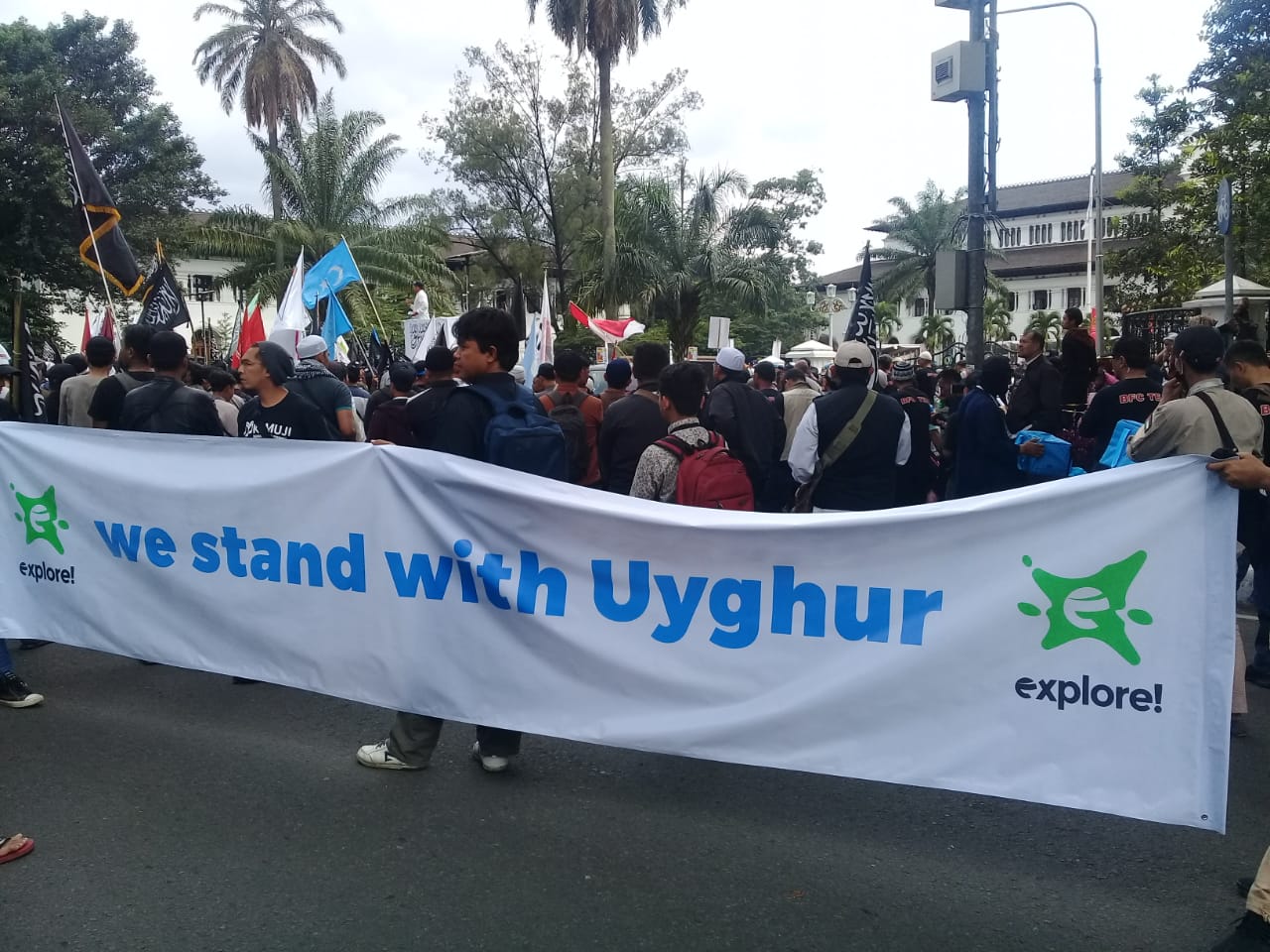 Solidaritas Bela Uighur, Warga Bandung Gelar Longmarch ke Gedung Sate