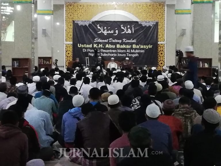 Ribuan Warga Solo Hadiri Doa Bersama untuk Ustaz Abu Bakar Ba’asyir