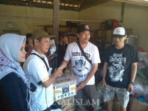 Viking Banten Berikan Bantuan untuk Korban Tsunami di Pandeglang