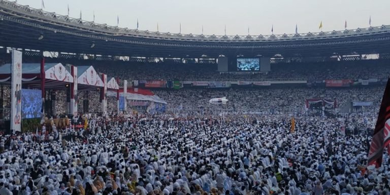 Swing Voters dan Cognitive Dissonance Theory: Prabowo Menang?