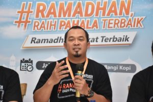 Dengan Berzakat dan Sedekah, Raih Pahala Terbaik di Bulan Ramadhan