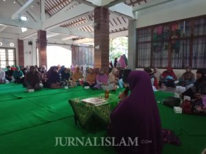 Salimah Laweyan Berbagi Ceria Ramadhan