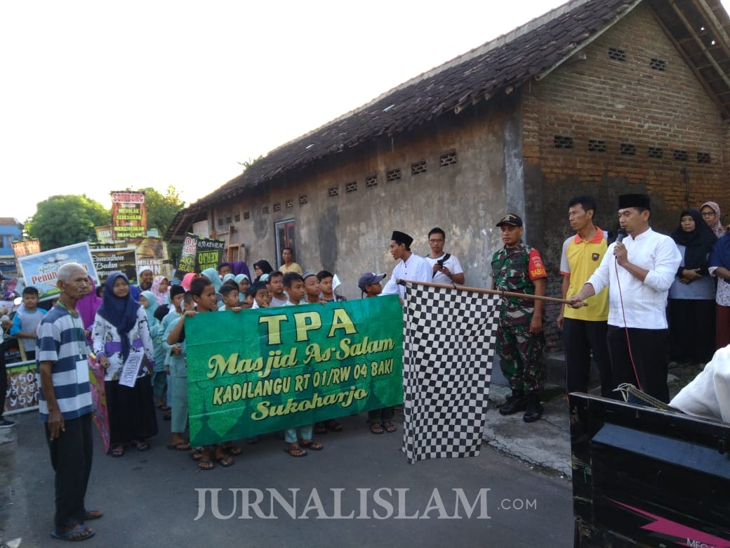Sambut Ramadhan, Warga Kecamatan Baki Sukoharjo Gelar Jalan Sehat