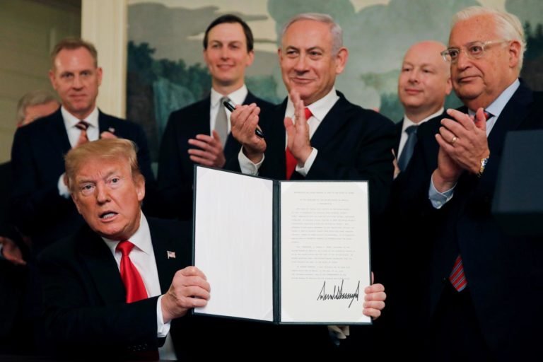 Koran Israel Terbitkan Bocornya Isi ‘Kesepakatan Abad Ini’