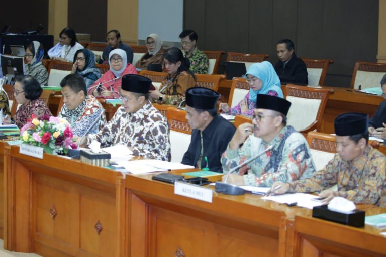 DPR Minta Pemerintah Segera Sosialisasikan Kewajiban Sertifikasi Halal