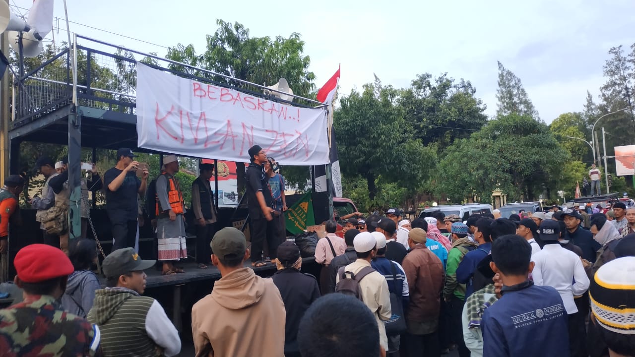 Masyarakat Solo Gelar Aksi Tuntut Kivlan dan Mustofa Nahra Dibebaskan