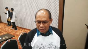 Bimas Islam Kemenag Kenalkan Buku Fikih Braile