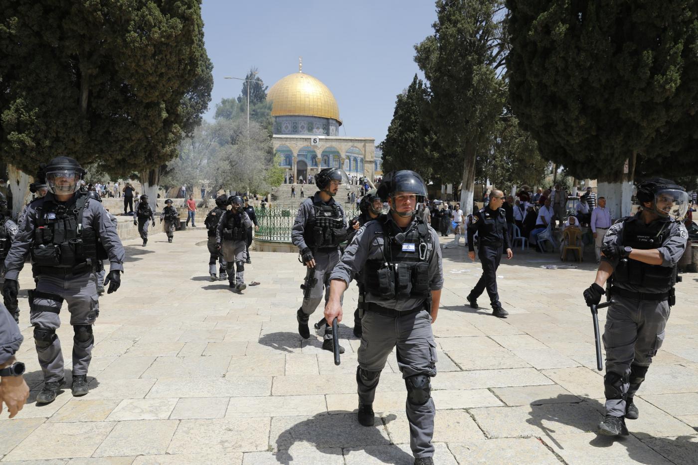 Pasukan Israel Bentrok Dengan Jamaah Masjid Al-Aqsha