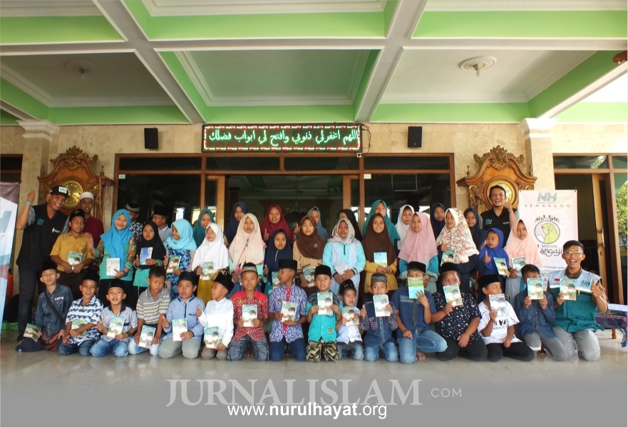 Nurul Hayat Semarang Salurkan Beasiswa untuk 754 Anak Yatim Dhuafa