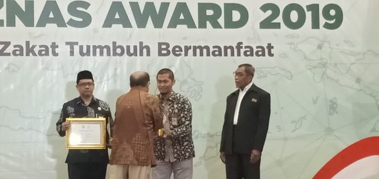 Laznas BMH Raih Dua Gelar Terbaik Baznas Award 2019