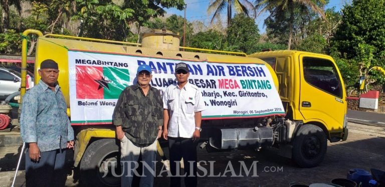 Sulit Dapatkan Air Bersih, Mega Bintang Bantu 10 Tanki di Wonogiri