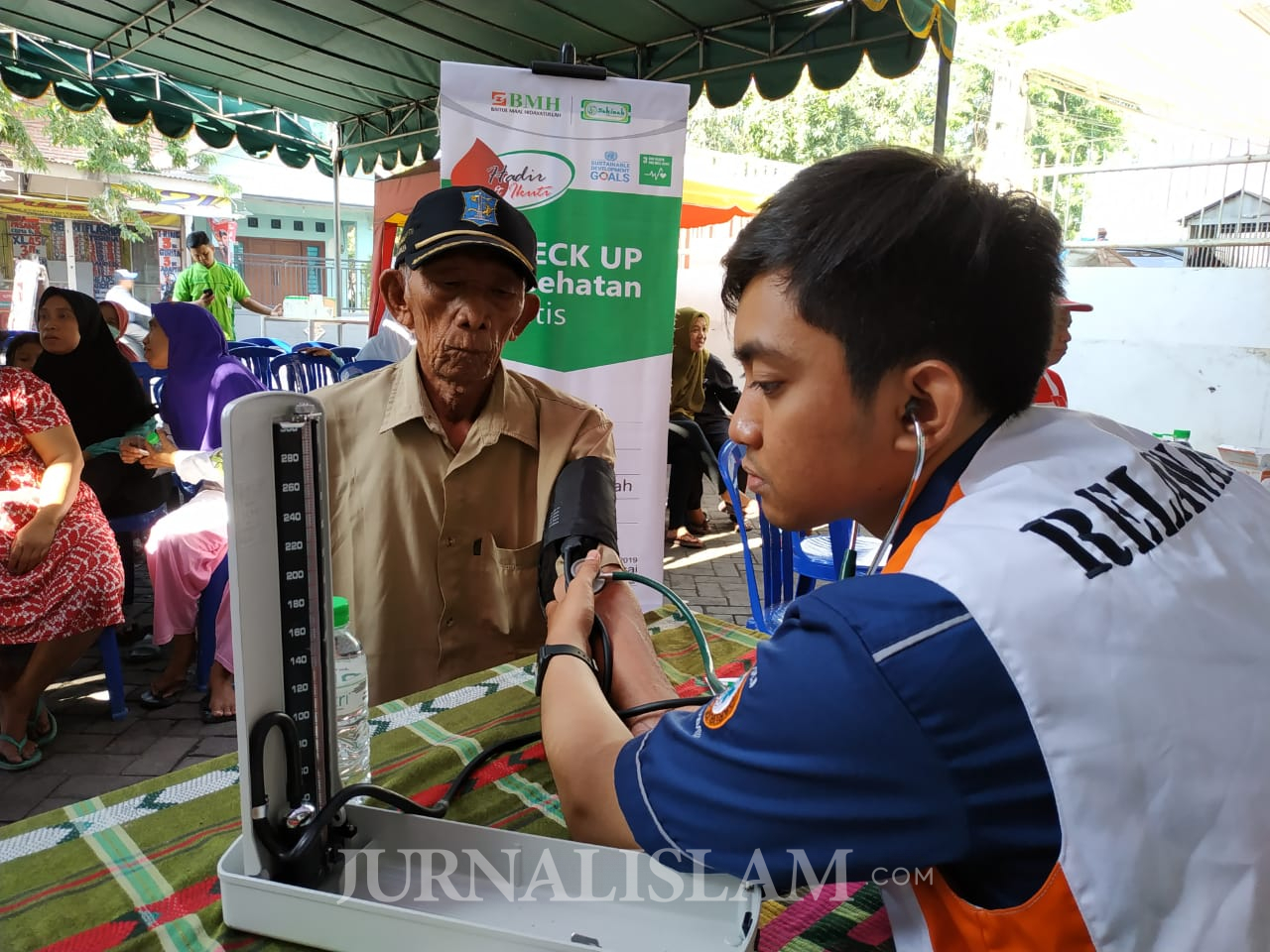 BMH dan Sakinah Mart Gelar Pengobatan Gratis
