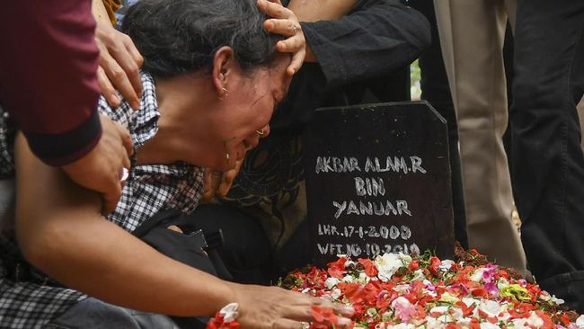 Keluarga Sebut Jasad Akbar Tak Bisa Dikenali Karena Wajah Lebam