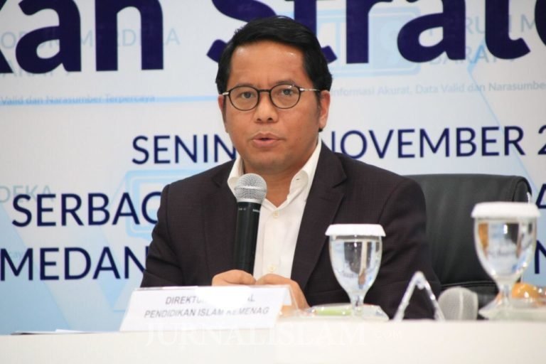 Masyarakat Diminta Gelar Tarawih dan Tadarus di Rumah Masing-masing
