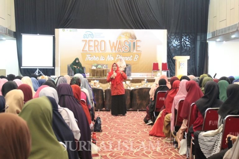 FMDKI Gelar Seminar Muslimah Peduli Lingkungan di Makassar