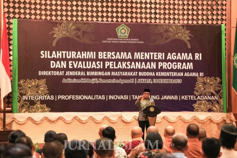 Di Hadapan Umat Budha, Menag Cerita Maju dan Damainya Negara Arab