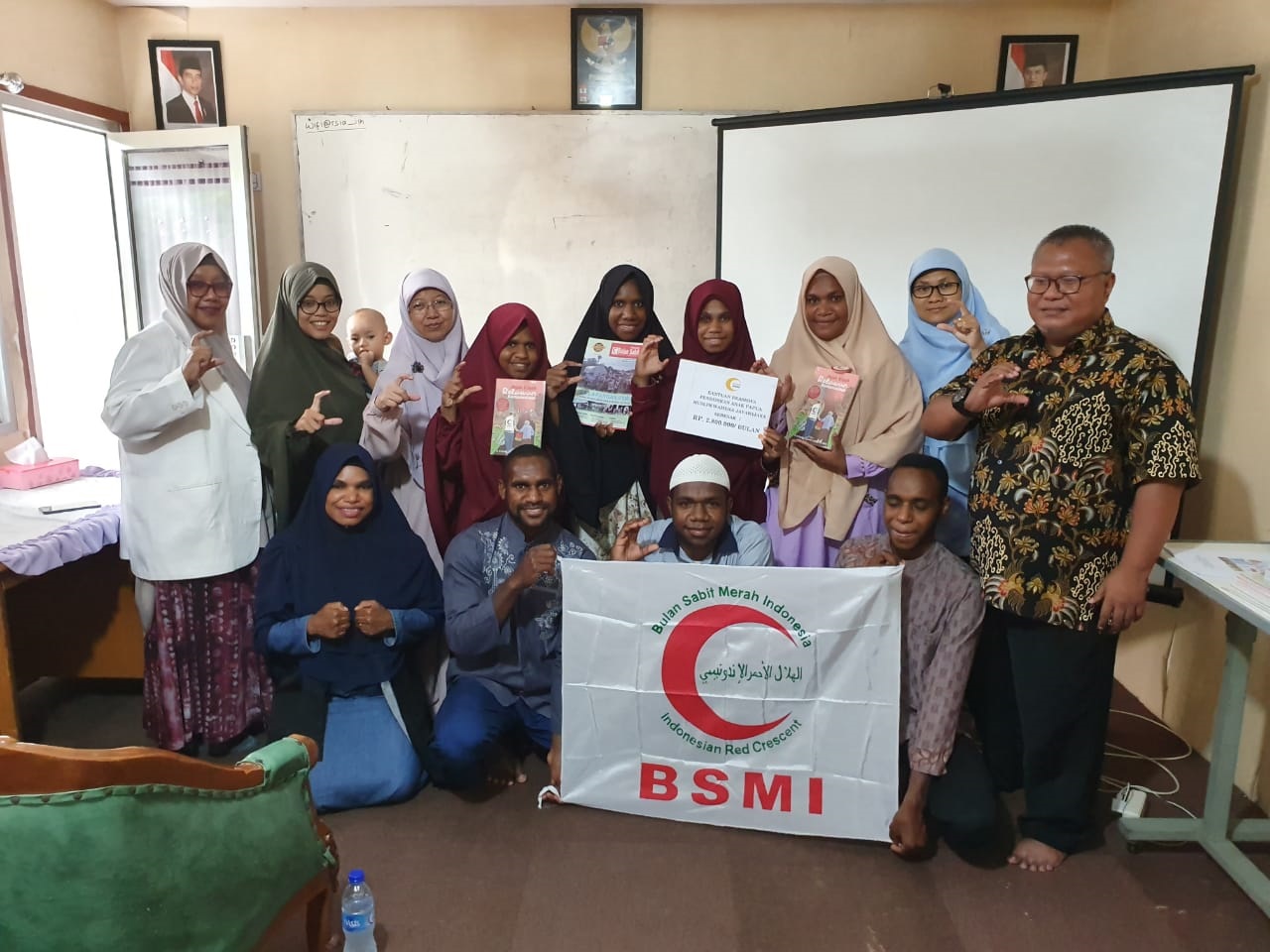 BSMI Beri Beasiswa Pendidikan Pemuda Jawijaya Papua