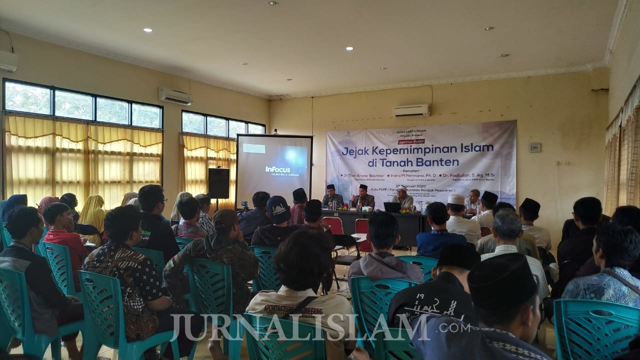 Antusiasme Warga Ikuti Kajian Jejak Kepemimpinan Islam di Tanah Banten