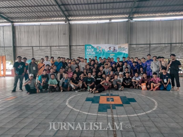 Rajut Ukhuwah, Tanding Futsal Antar Komunitas Muslim Serang Digelar