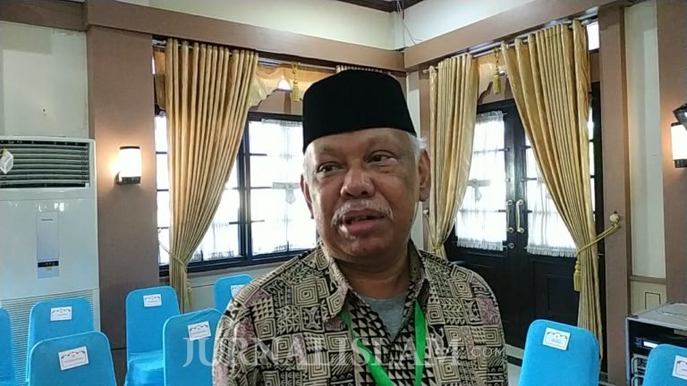 Prof. Azra: Sejak 100 Hari Pertama, Mendikbud Raportnya Merah