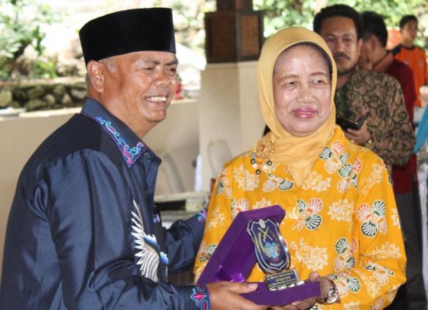 Ibunda Presiden Jokowi Meninggal Dunia