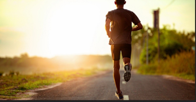 Ini Tips Olahraga Lari Saat Ramadhan