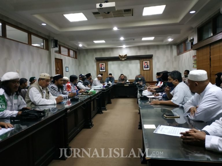 Sambangi DPRD, Koalisi Bela Negara Soloraya Desak RUU HIP Dibatalkan
