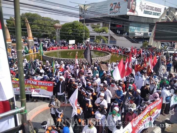 Ribuan Warga Sragen Desak Pengusung RUU HIP Ditindak