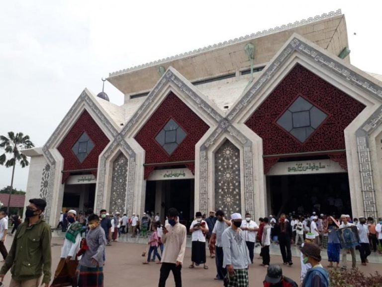 Masjid At Tin Gelar Shalat Jumat Perdana Sejak April