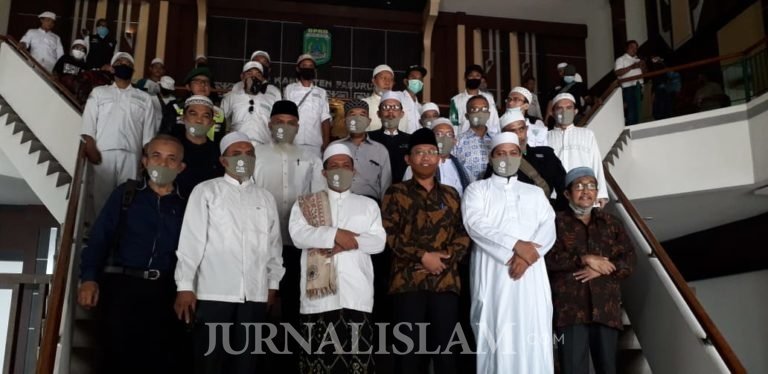 Geruduk DPRD, FUIB Pasuruan Desak RUU HIP Dicabut