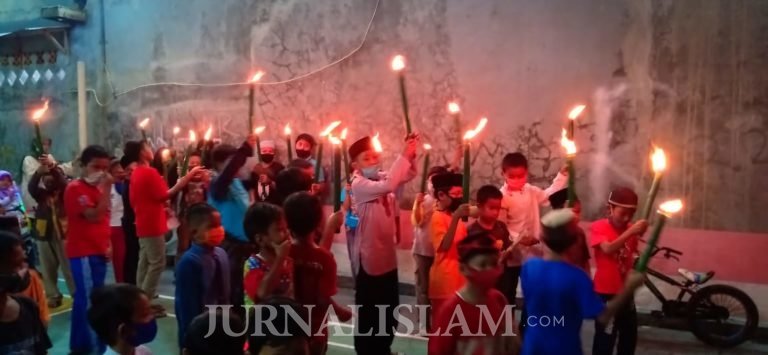 Pawai Obor Tahun Baru Hijriyah di Zona Hijau Banten, Cara Anak Lawan Kejenuhan