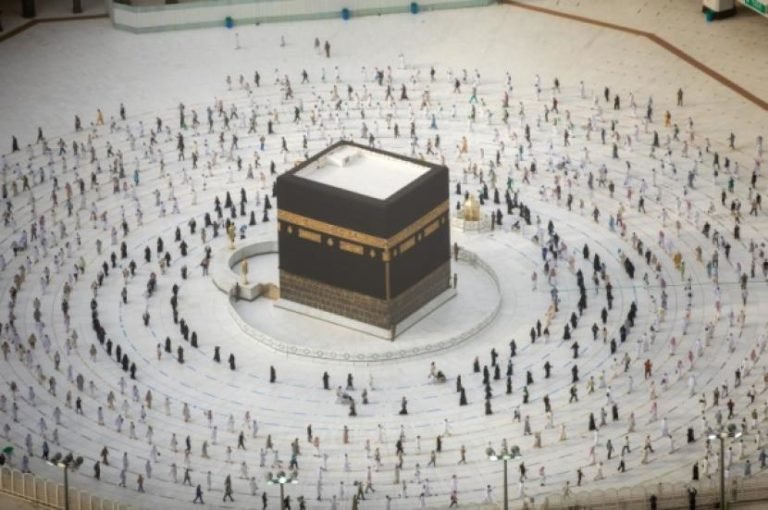 Masjidil Haram Kembali Sambut Jamaah Umrah Ramadhan
