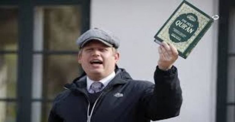 Kelompok Anti Islam Swedia: Kami Akan Bakar Qur’an Lagi