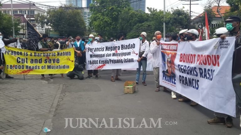 Ormas Islam Surabaya Gelar Aksi, Desak Jokowi Tarik Dubes RI di Prancis