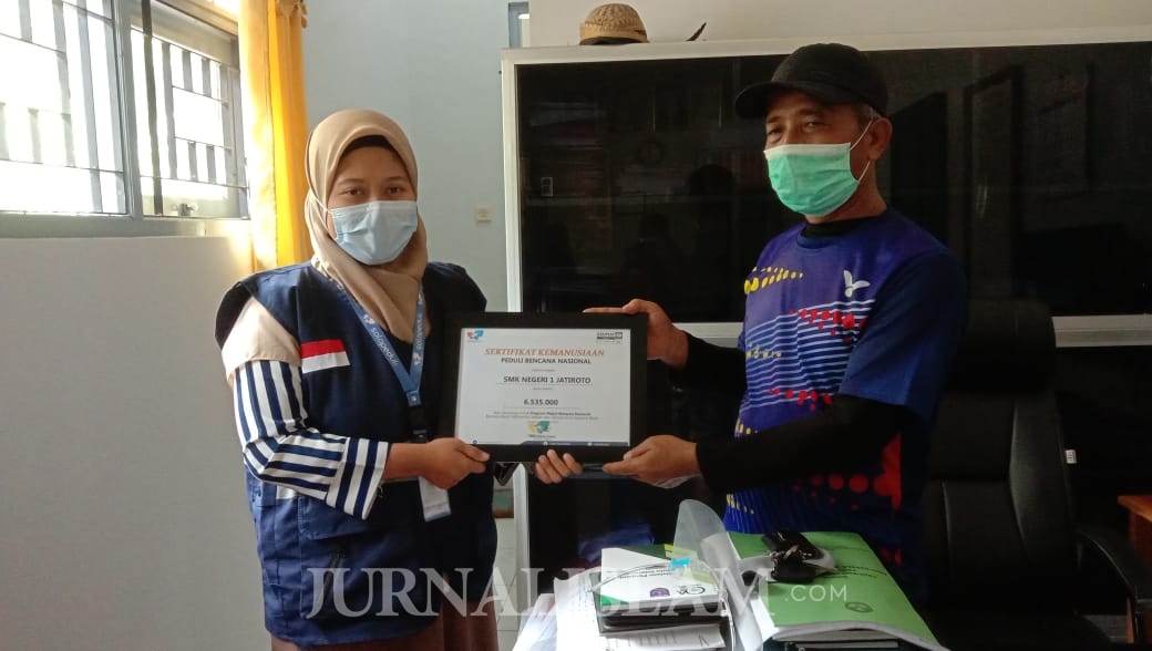 SMK N 1 Jatiroto, Jualan Bibit Pohon Untuk Galang Donasi