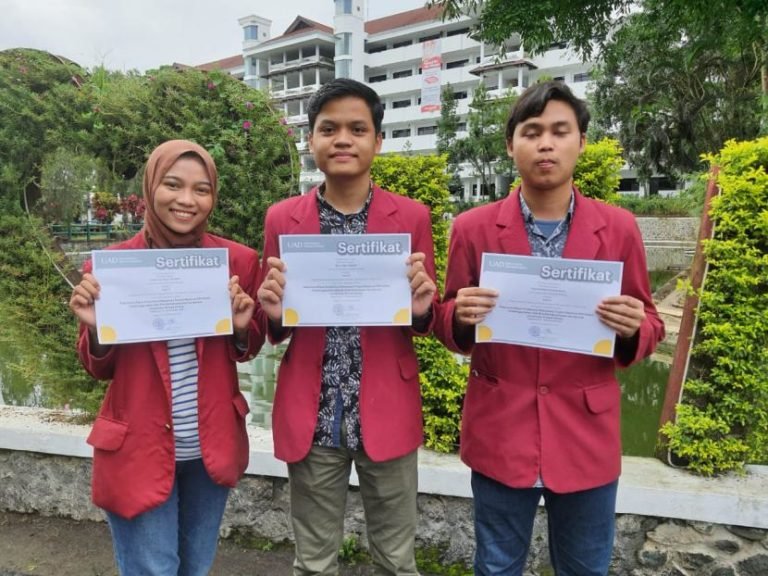 Inovasi Mahasiswa UMM Ciptakan Pengatur Suhu Kandang Ayam Otomatis