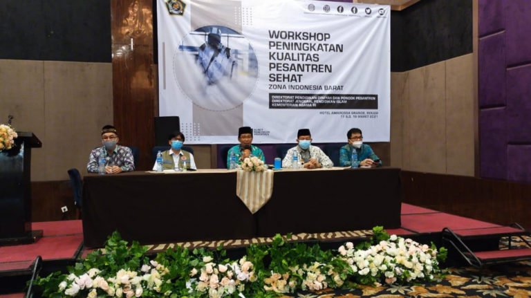 Pesantren Diharap Terapkan Pola Hidup Bersih dan Sehat