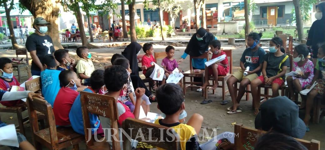 Nasyiatul Aisyiyah Lembata Dampingi Anak-Anak Penyintas Banjir NTT