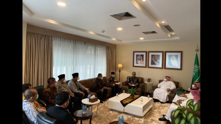 Pemerintah Bertemu Dubes Saudi, Bahas Koordinasi Umrah