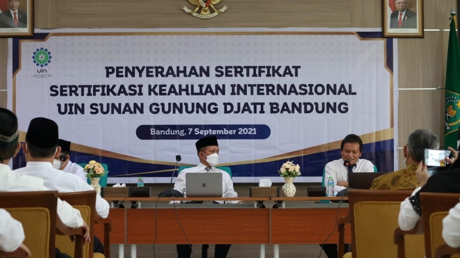 28 Dosen UIN Bandung Lulus Uji Kompetensi Internasional