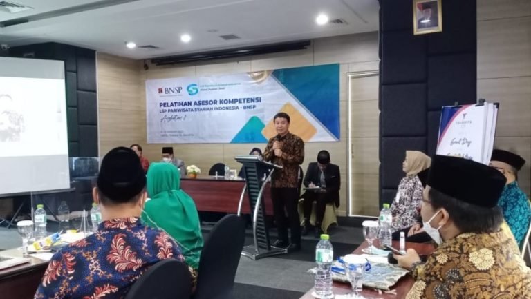 BNSP dan Dirjen PHU Kerja Sama Tingkatkan Kapasitas Pembimbing Haji Umrah