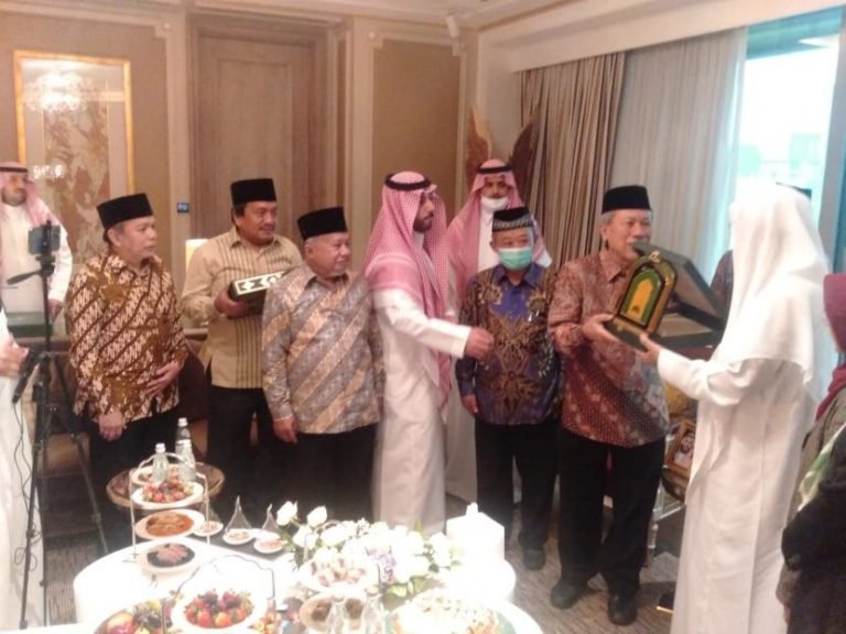 Menteri Saudi Bertemu Muhammadiyah dan PBNU, Kuatkan Hubungan Ormas Islam