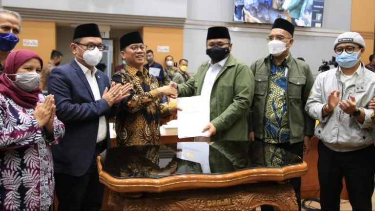 Menag Tetapkan Biaya Haji 2022 Rp 39,8 Juta