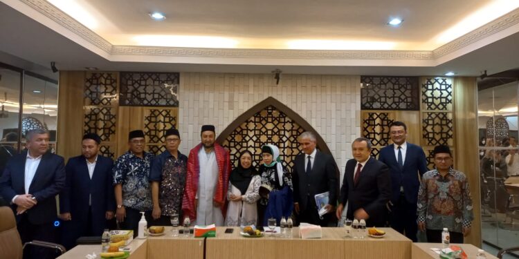 Uzbekistan Ingin Kerja Sama Wisata Halal dengan Indonesia