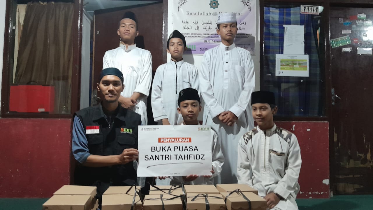 BMH Yogyakarta Terus Dukung Pesantren Tahfidz dengan Salurkan Buka Puasa Sunah